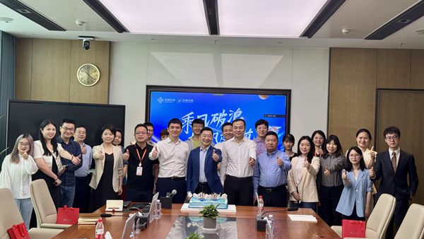 一飞冲天300倍游戏(中国游)·官方网站